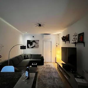 Yea - Your Exclusive Loft Next To Station , Milano Italia